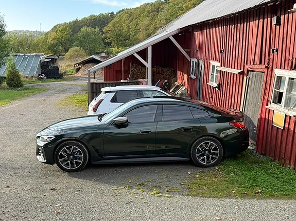 BMW I4 2023 photo 3