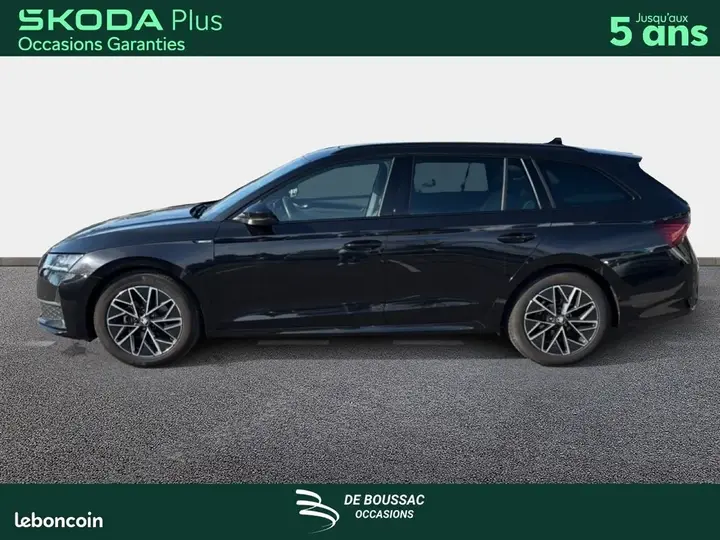 Skoda Octavia 2025 photo 2