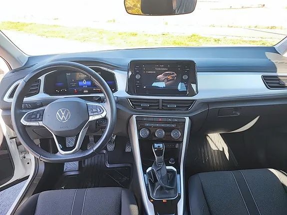 Volkswagen T-Roc 2022 photo 3