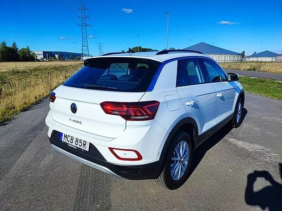 Volkswagen T-Roc 2022 photo 2
