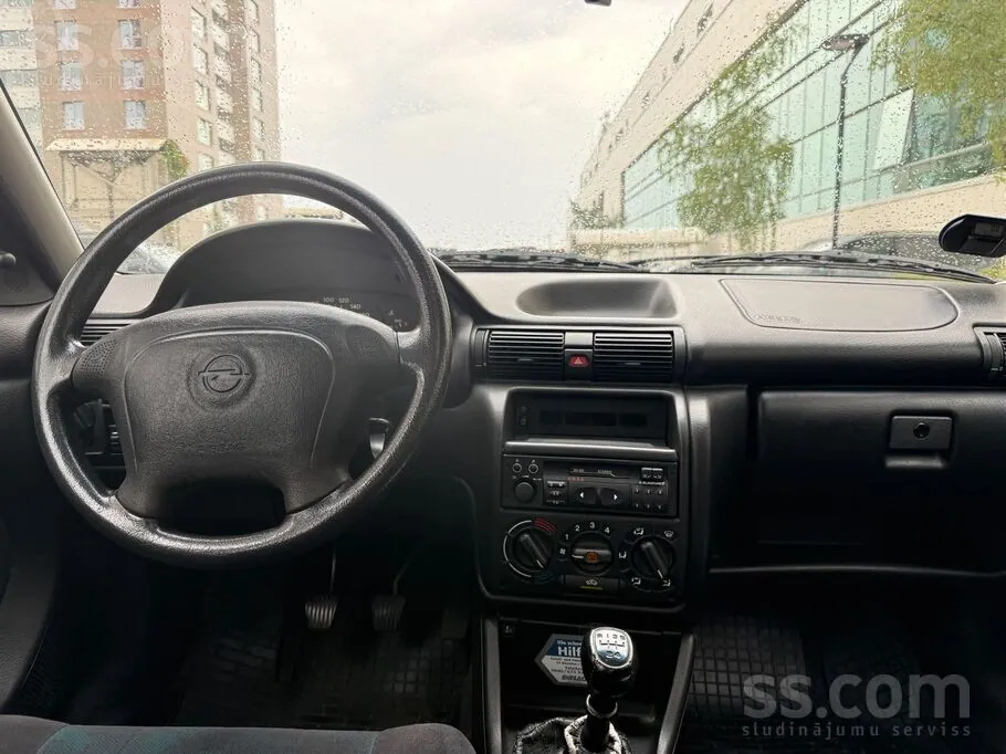 Opel Astra 1995 photo 5