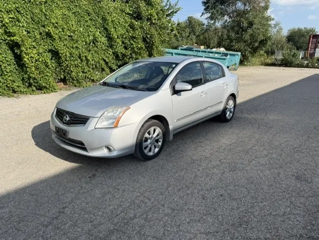 Nissan Sentra 2010 photo 3