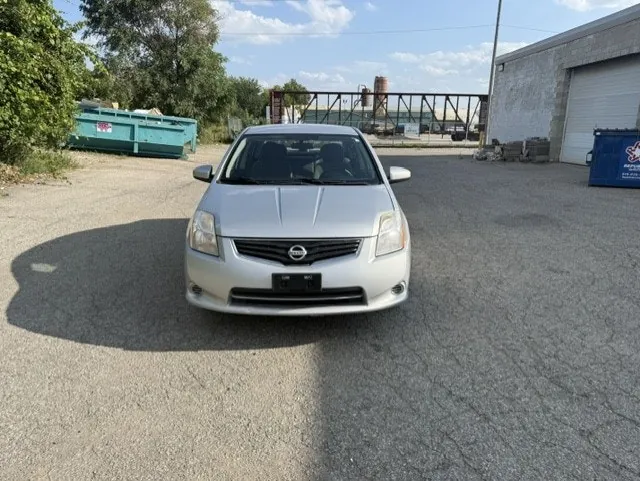 Nissan Sentra 2010 photo 2