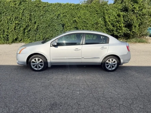 Nissan Sentra 2010 photo 4