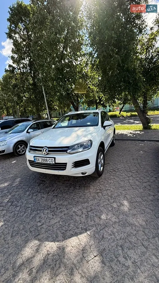Volkswagen Touareg 2011 photo 2