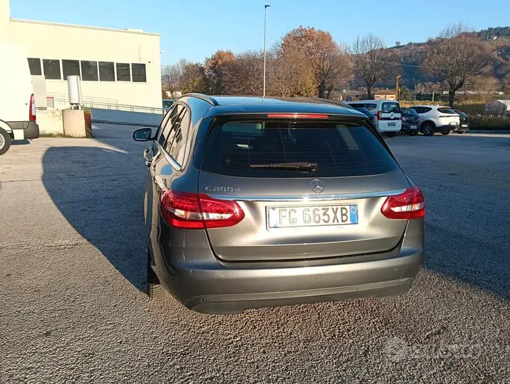 Mercedes-Benz C 2017 photo 5