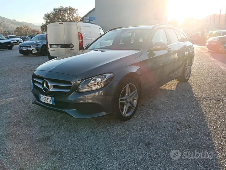 Mercedes-Benz C 2017 photo 3