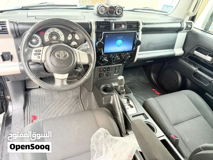 Toyota Fj 2010 photo 4