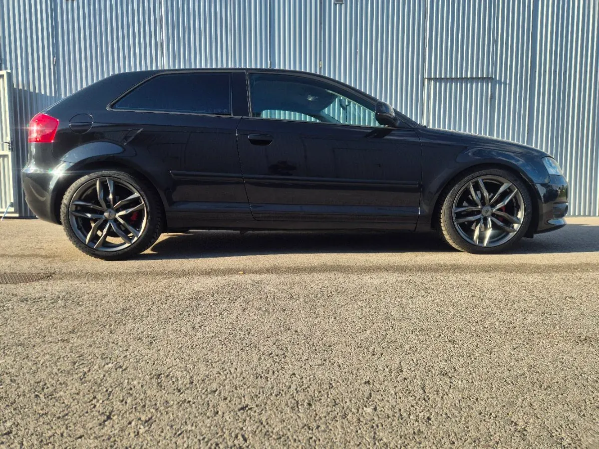 Audi A3 2008 photo 2