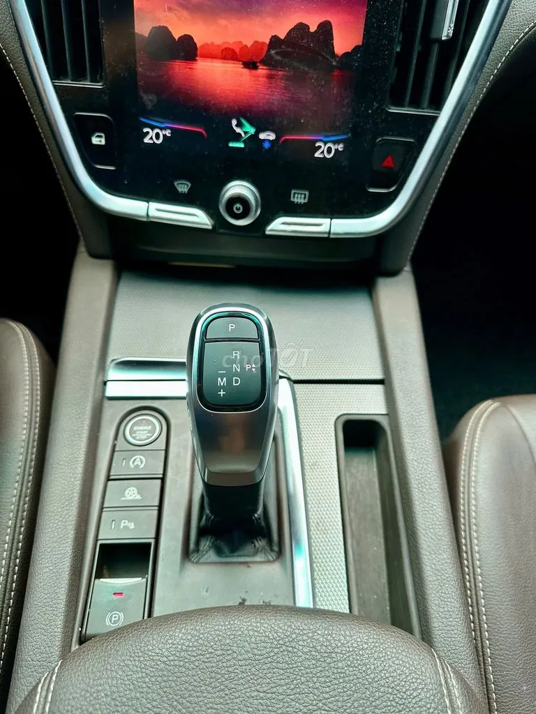 Vinfast Lux Sa2.0 2019 photo 5
