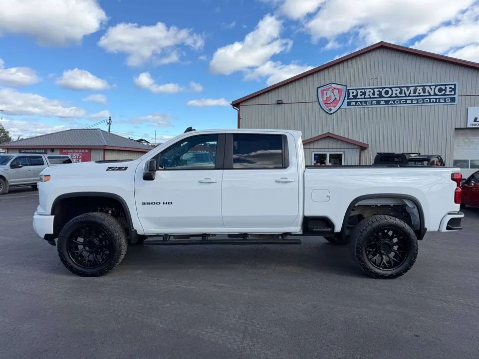 Chevrolet Silverado 3500Hd 2025 photo 4