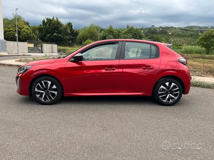 Peugeot 208 2024 photo 4