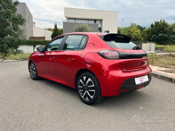 Peugeot 208 2024 photo 5