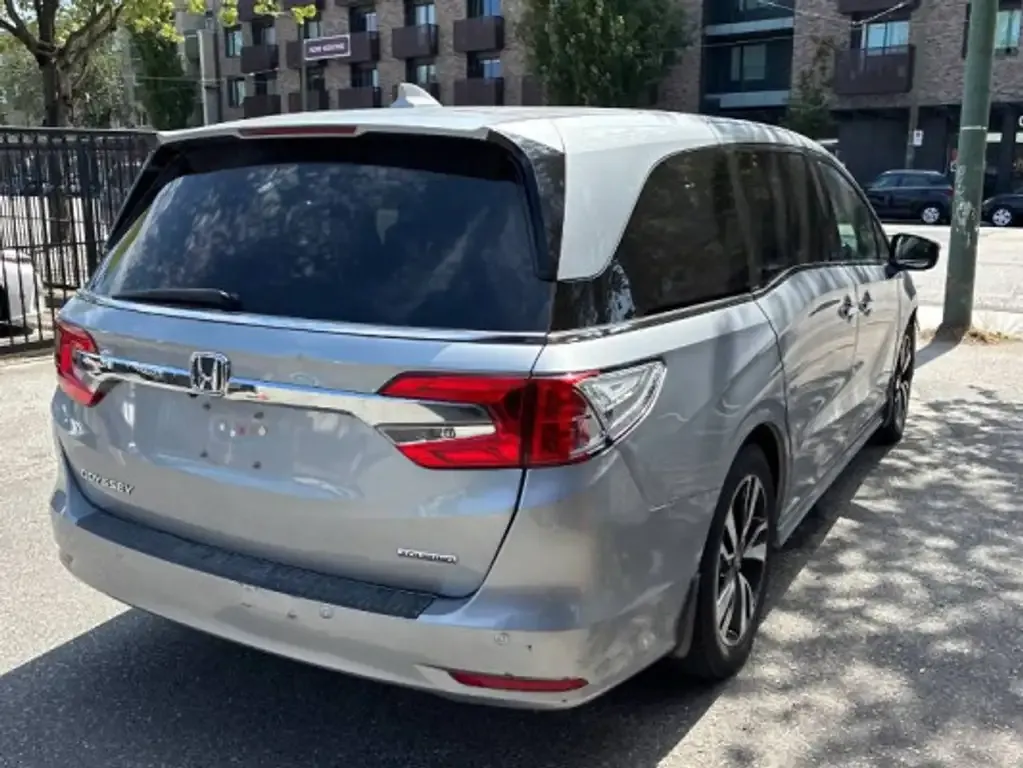 Honda Odyssey 2018 photo 5