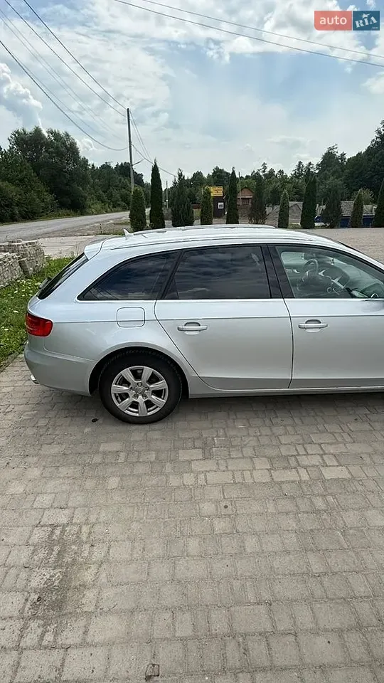 Audi A4 2008 photo 4