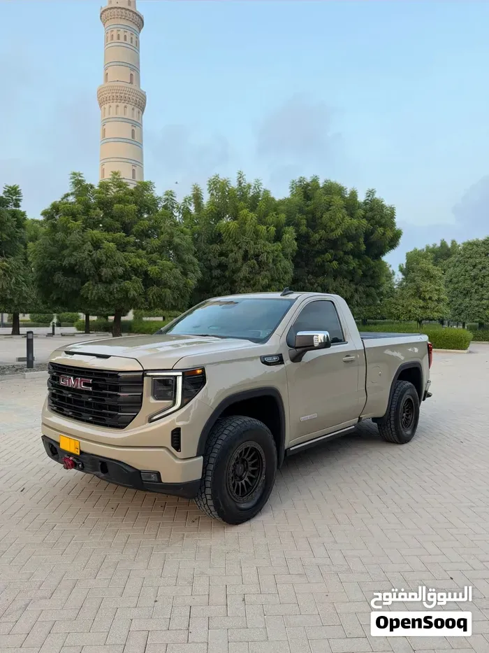 GMC Sierra