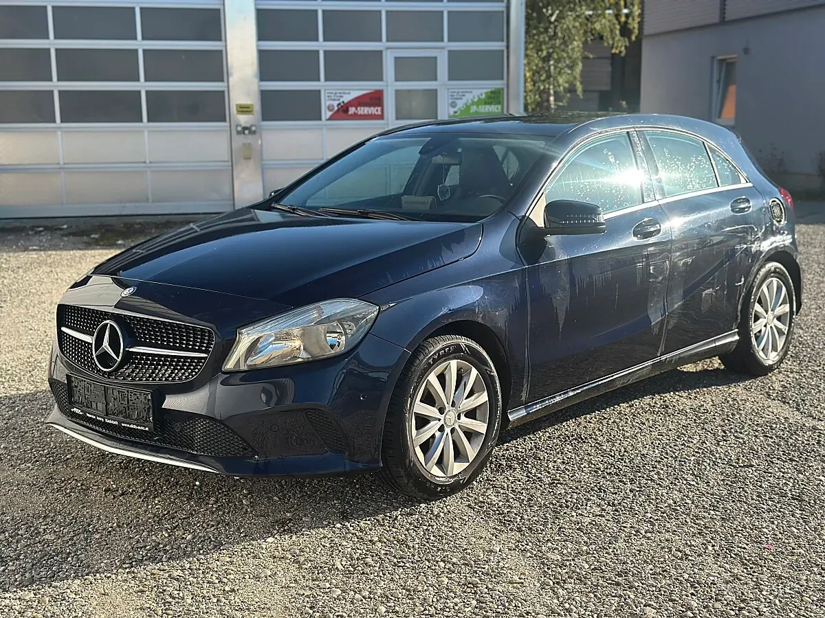 Mercedes-Benz A-Class 2016 photo 2