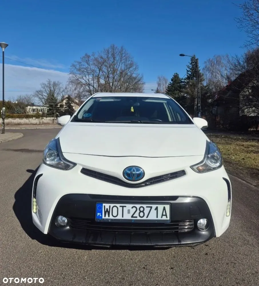 Toyota Prius 2018 photo 2