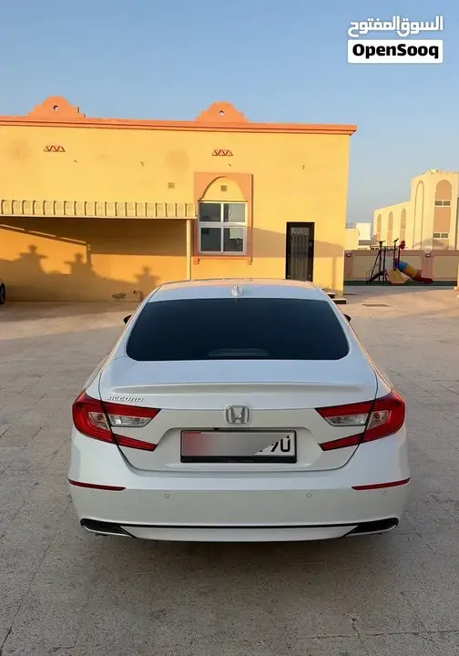 Honda Accord 2018 photo 3