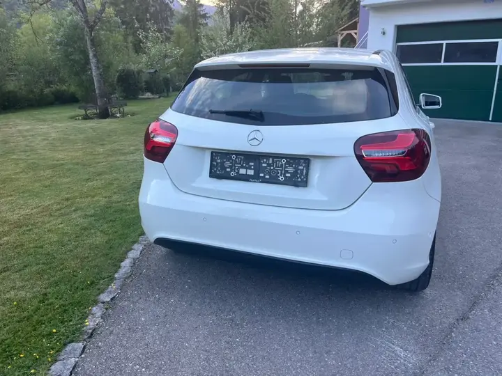 Mercedes-Benz A-Class 2016 photo 3