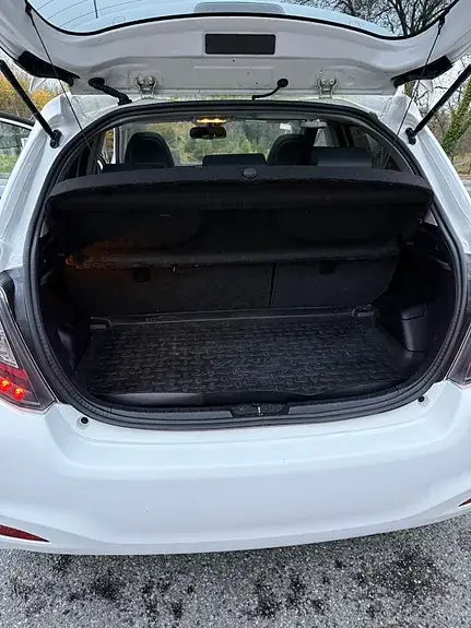 Toyota Yaris 2014 photo 3