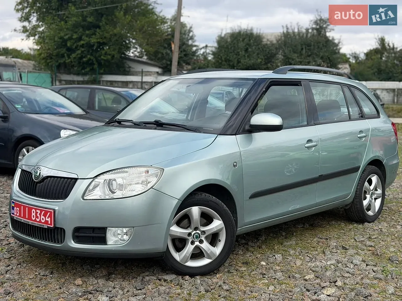 Skoda Fabia 2010 photo 4