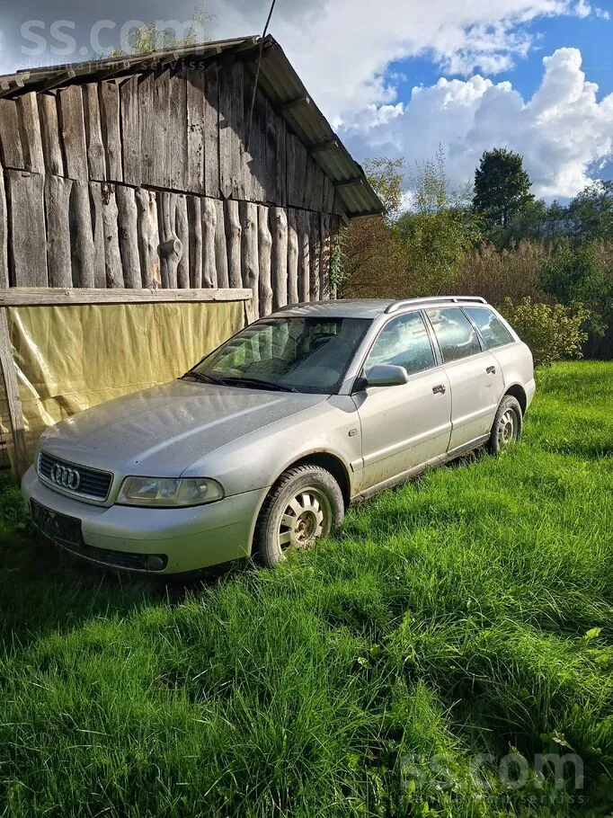 Audi A4 2000 photo 2