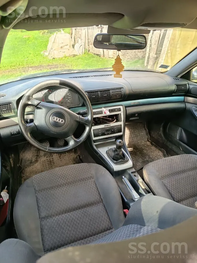Audi A4 2000 photo 4