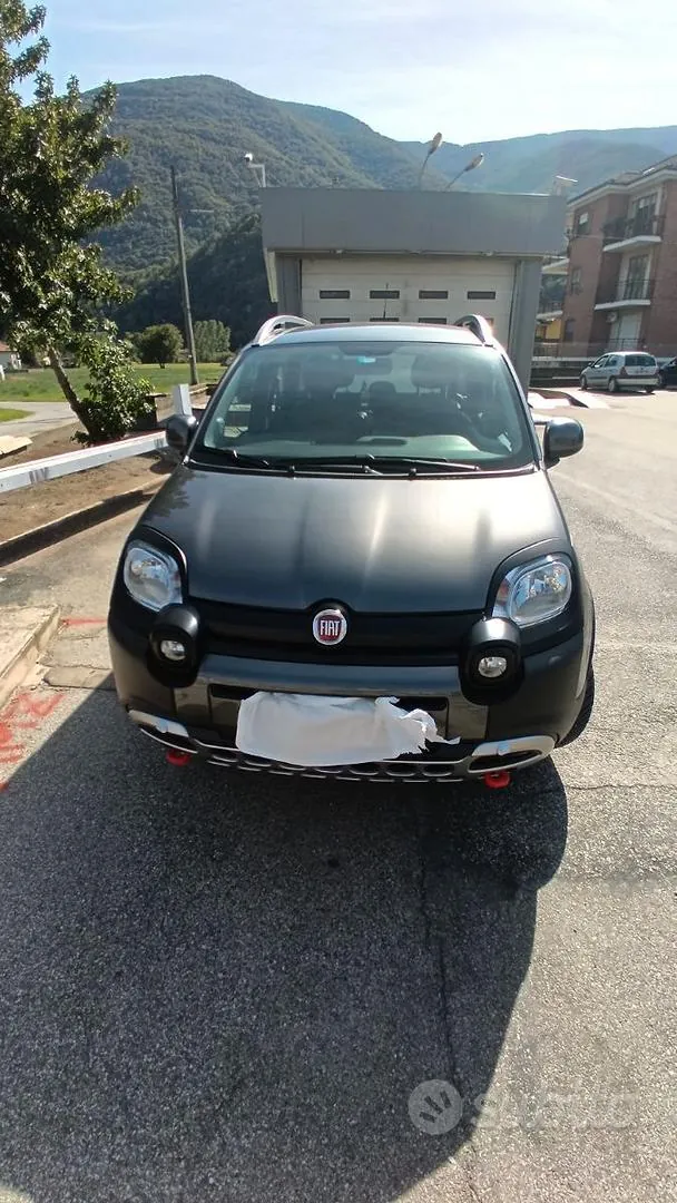 Fiat Panda Cross 2018 photo 2