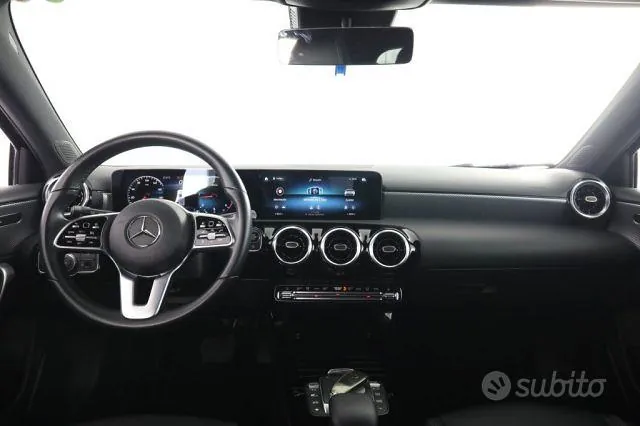 Mercedes-Benz A 180 2021 photo 4