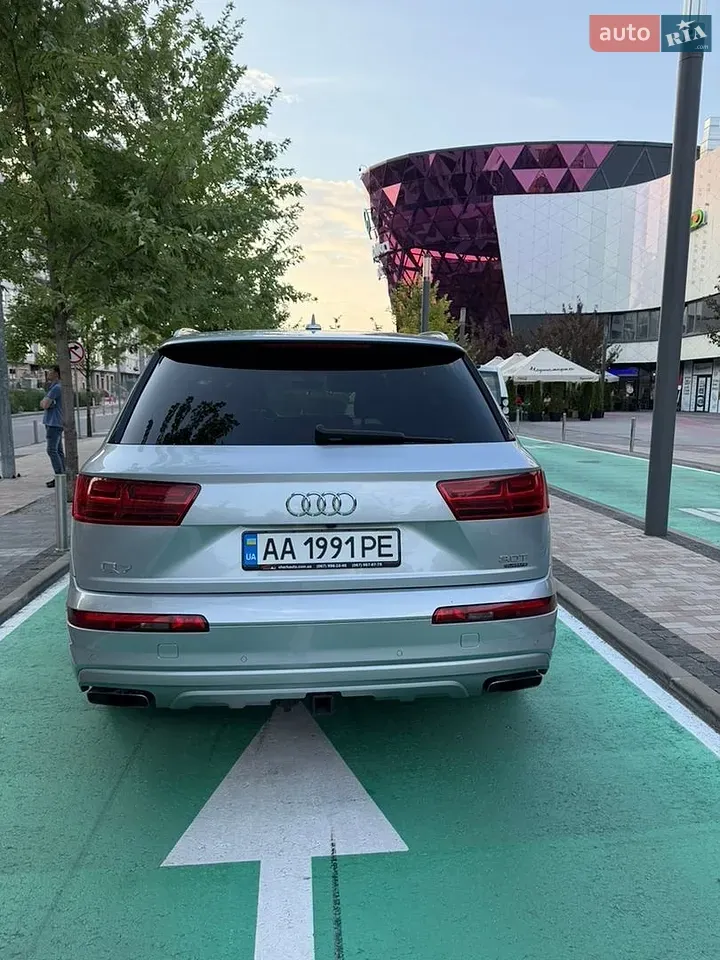 Audi Q7 2018 photo 4