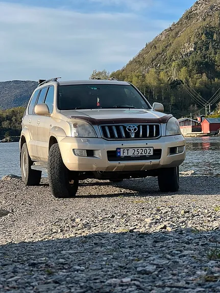 Toyota Land Cruiser 2008 photo 4