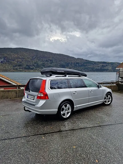 Volvo V70 2010 photo 5