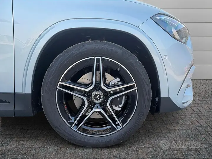 Mercedes-Benz Gla photo 5