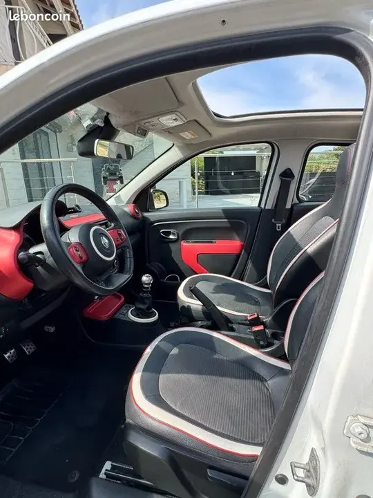 Renault Twingo 2015 photo 3