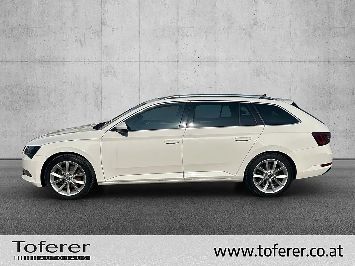 Skoda Superb 2018 photo 3