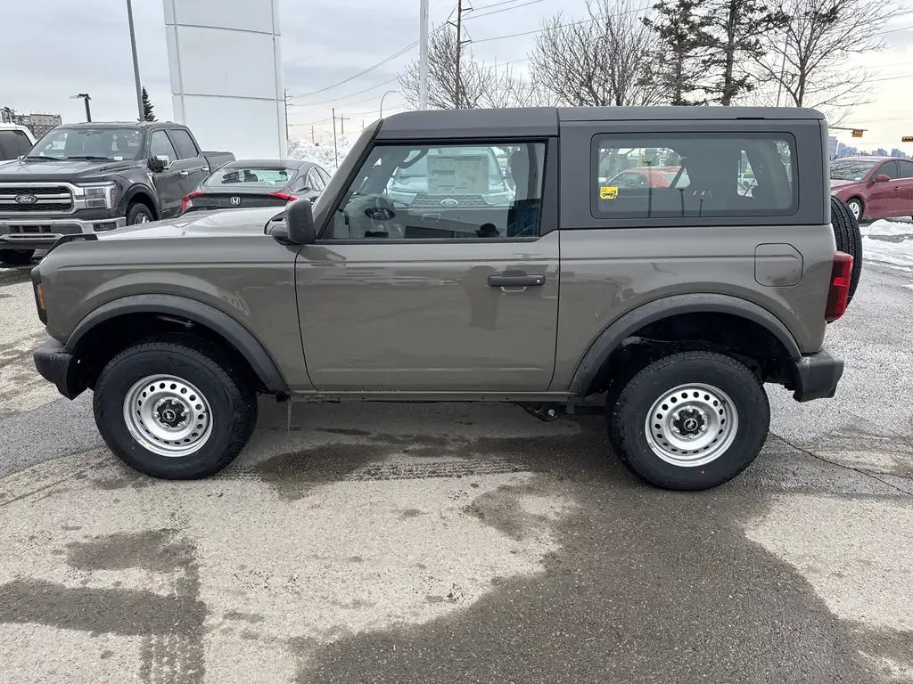 Ford Bronco 2026 photo 2