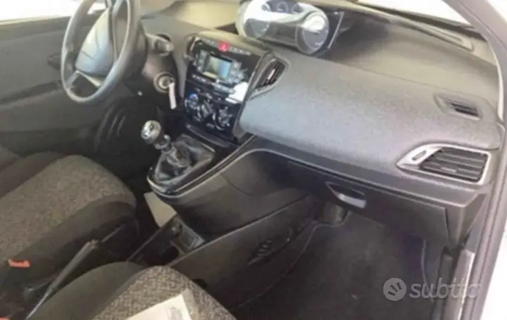 Lancia Ypsilon 2021 photo 5