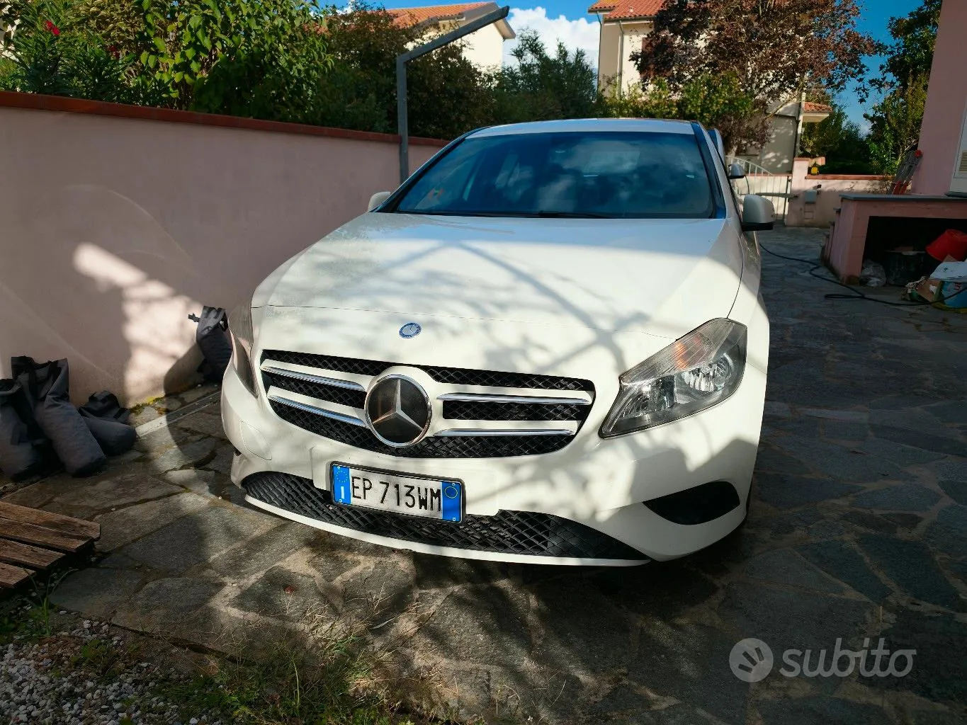 Mercedes-Benz A-Class 2013 photo 2