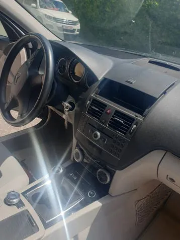 Mercedes-Benz 200 Cdi