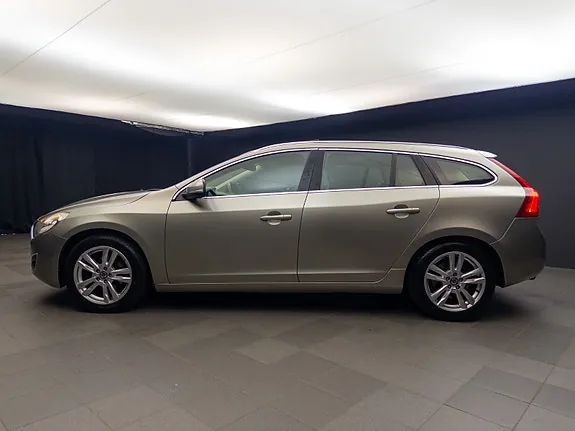Volvo V60 2012 photo 5