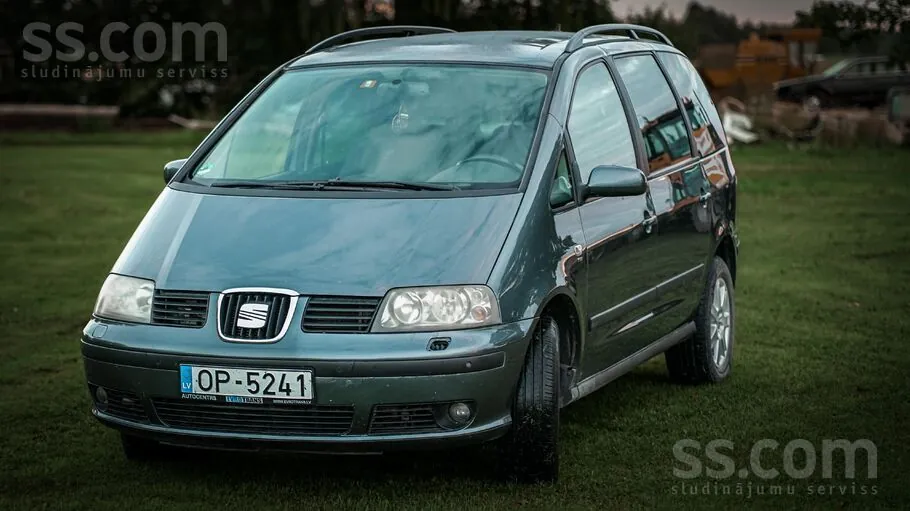 Seat Alhambra 2008 photo 2