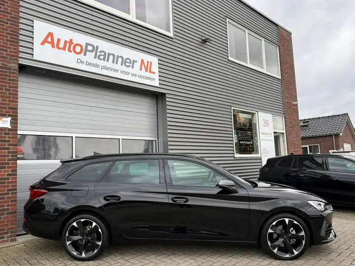 Cupra Leon 2024 photo 3