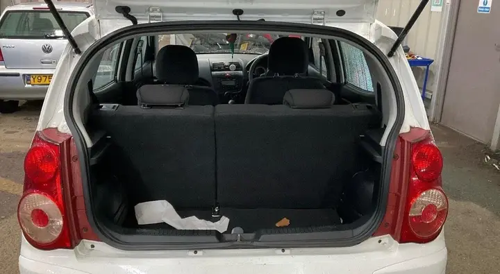 Kia Picanto 2011 photo 3