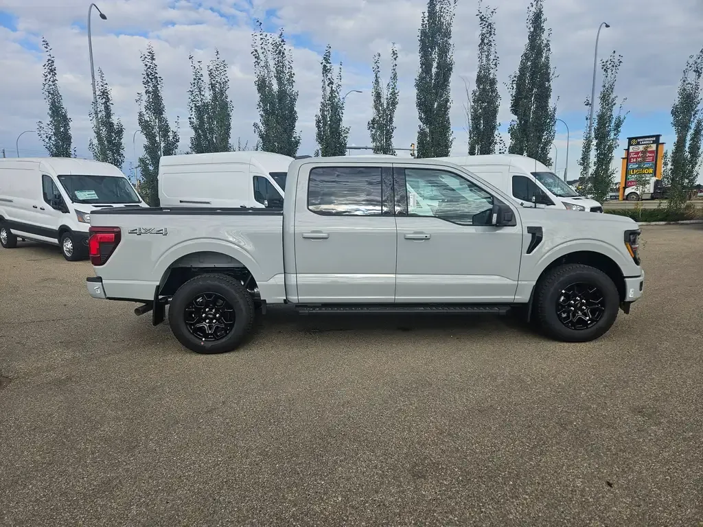 Ford F-150 2026 photo 4