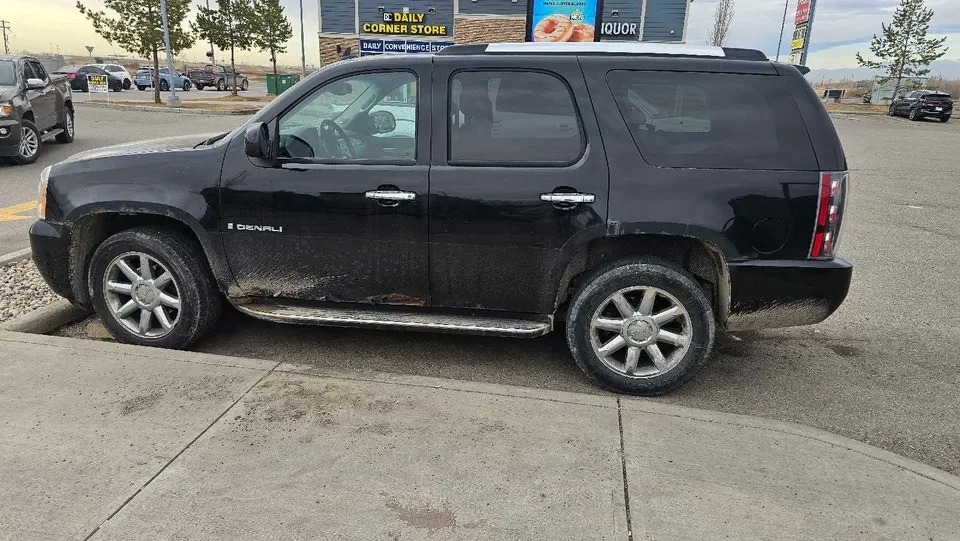 GMC Yukon 2008 photo 3