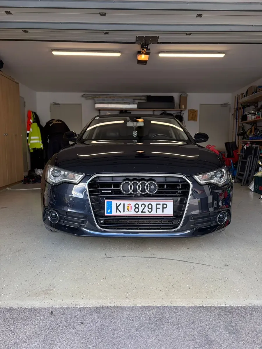 Audi A6 2012 photo 2