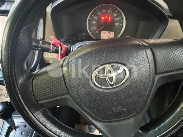 Toyota Axio 2013 photo 5