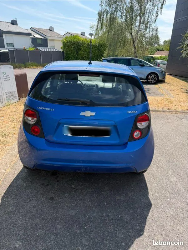 Chevrolet Aveo 2016 photo 2