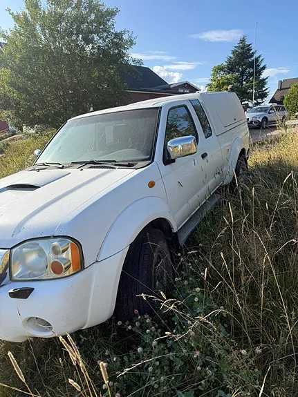 Nissan King Cab 2006 photo 5